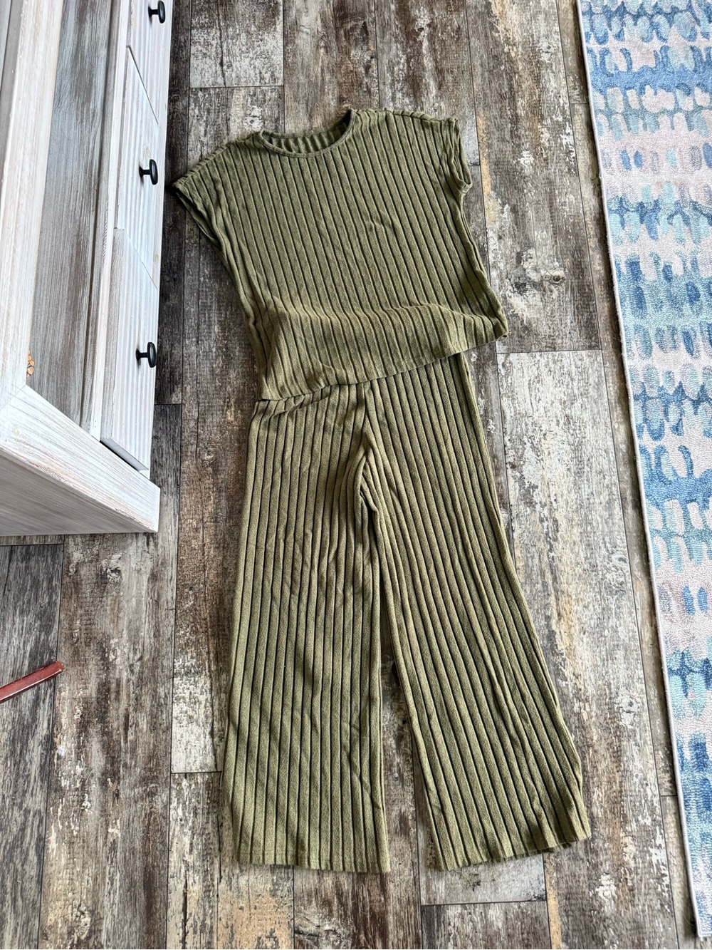 2 for $30 sale: Olive Green Finjani Ribbed brushed Knit lounge Set - wide leg - Picture 2 of 7